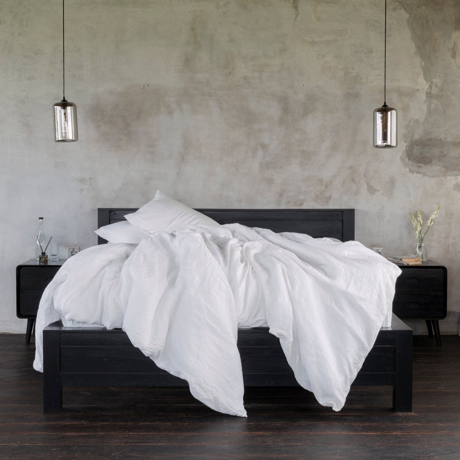 Linen Duvet Cover with Pillowcases - BEDLAM - Sustainable European-made Linen