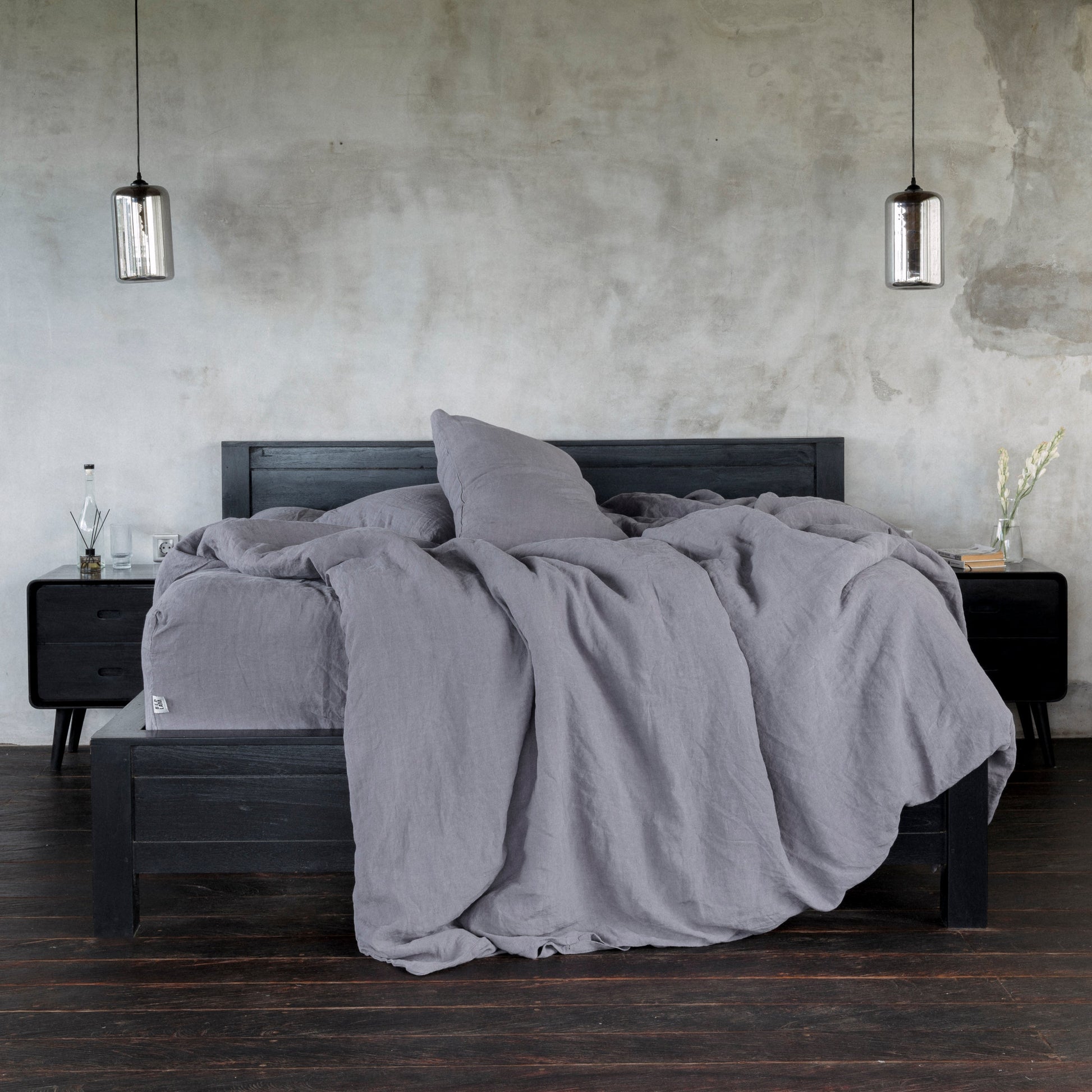 Linen Duvet Cover with Pillowcases - BEDLAM - Sustainable European-made Linen