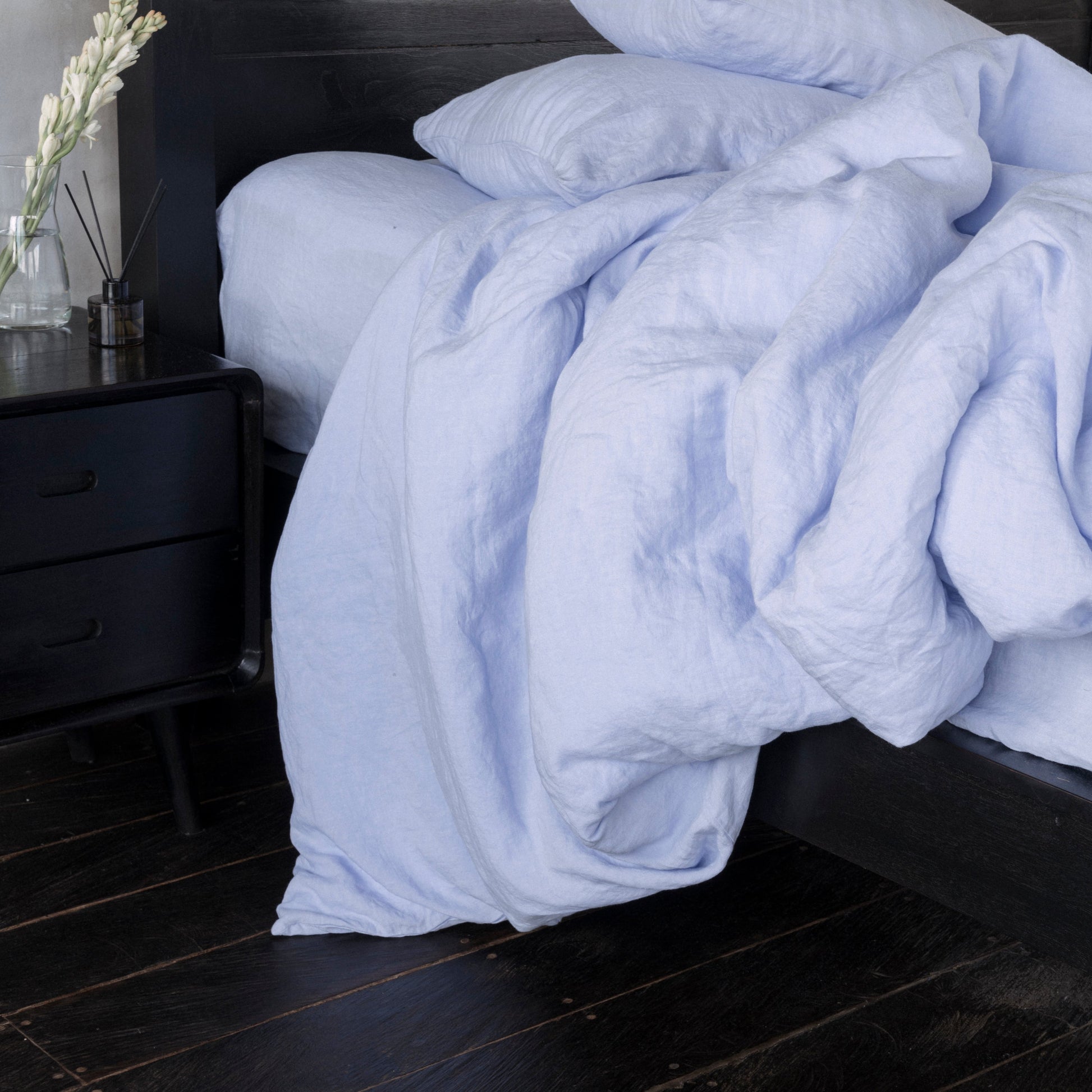 Linen Duvet Cover with Pillowcases - BEDLAM - Sustainable European-made Linen